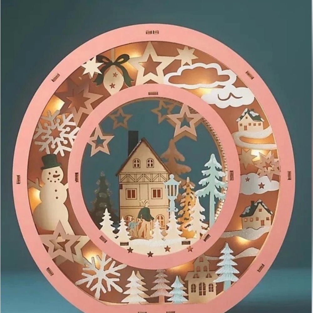 Anthropologie Monogram Wonderland Light-Up Scene Letter O